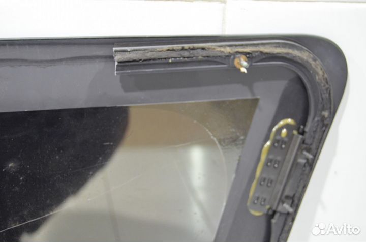 Стекло заднее левое Lincoln Navigator U228 5.4