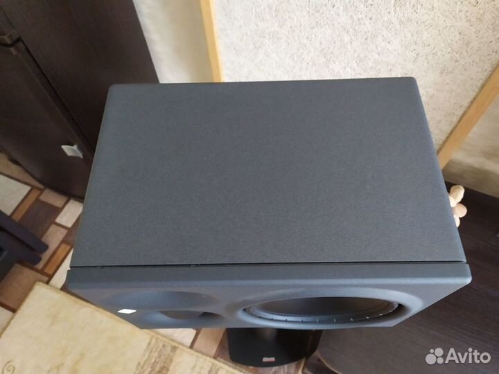 Продаю студийные активные мониторы Neumann KH 310