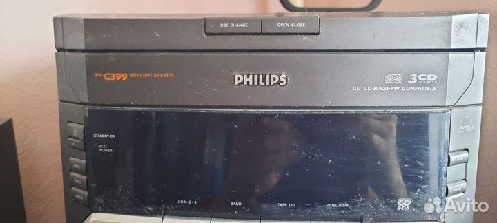 Музыкальный центр philips