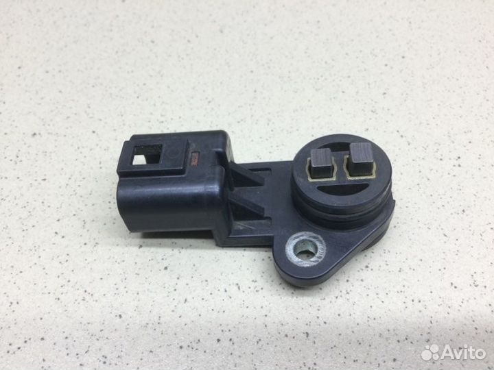 Датчик положения распредвала Kia Optima седан цвет