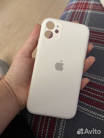 Чехол на iPhone 11