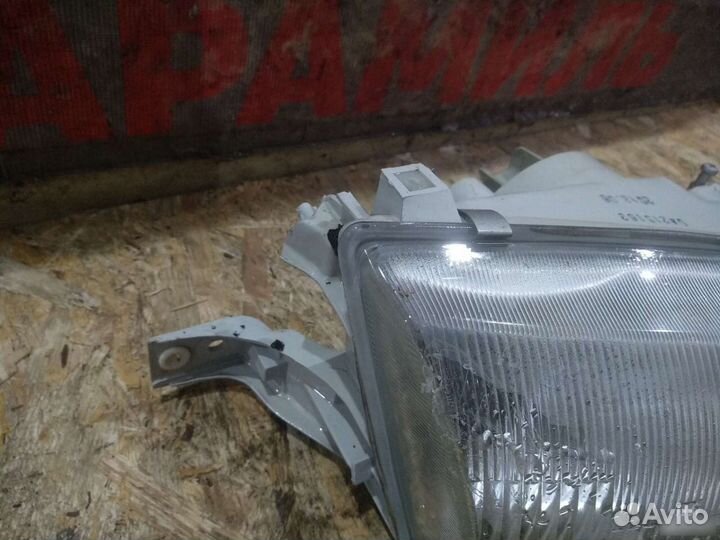Фара передняя правая Hyundai Accent 1 1996