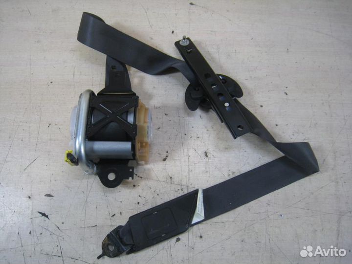 Ремень безопасности передний левый Honda Accord 8