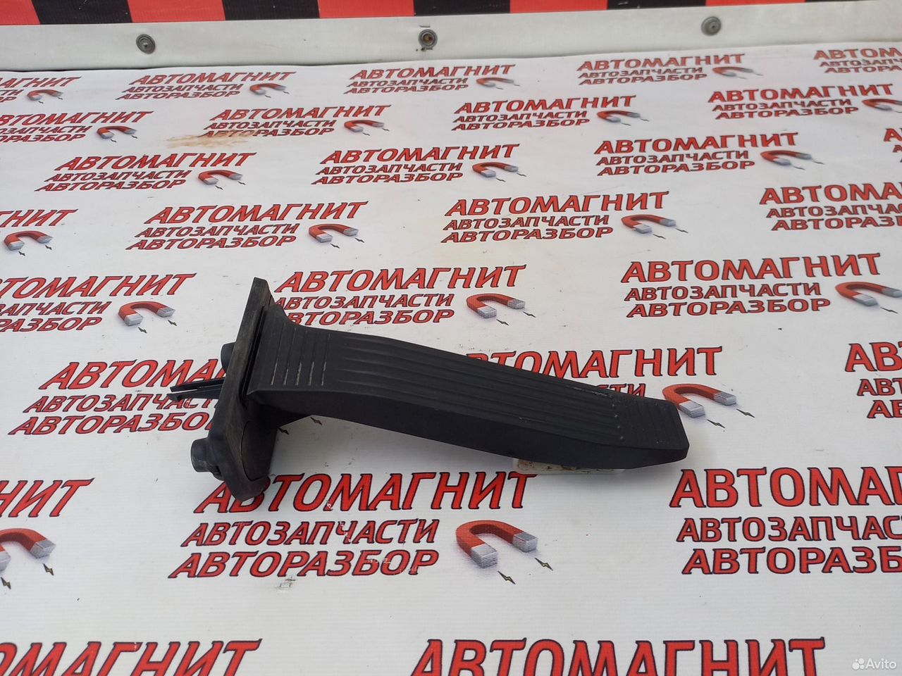 Накладка педали газа Тойота Рав 4 ха50 18-24