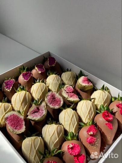 Клубничка в шоколаде с доставкой