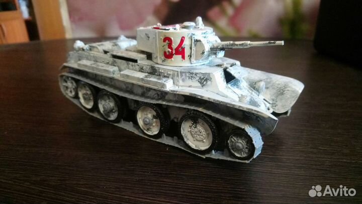 Модель 1/35 танк бт 5