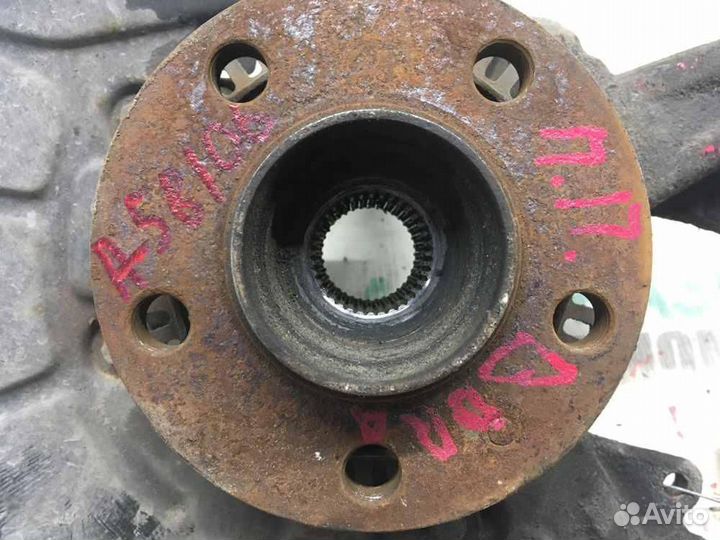 Кулак поворотный передний правый для Volkswagen Bo