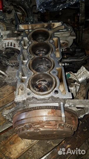 Блок цилиндров Citroen Ds4 EP6DTX 2014