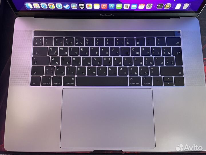 Apple MacBook Pro 2017 ssd 500 16gb