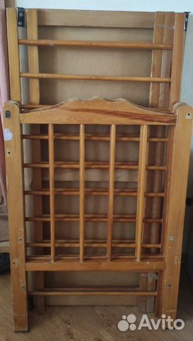 Детская кроватка