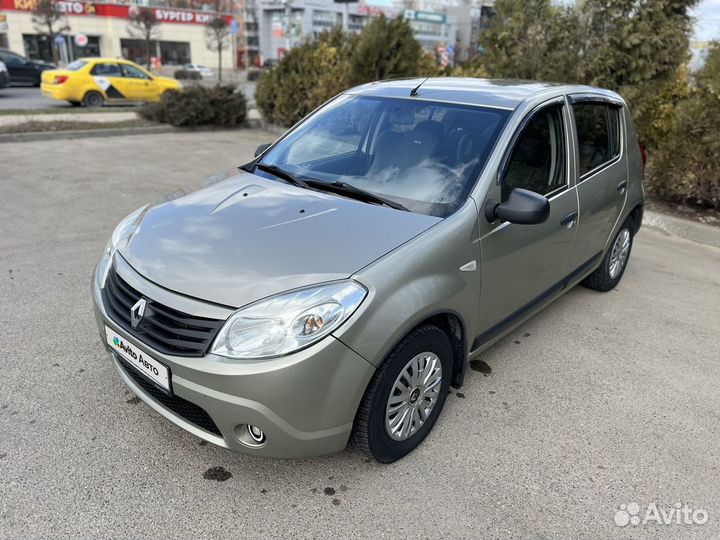 Renault Sandero 1.6 AT, 2011, 96 000 км