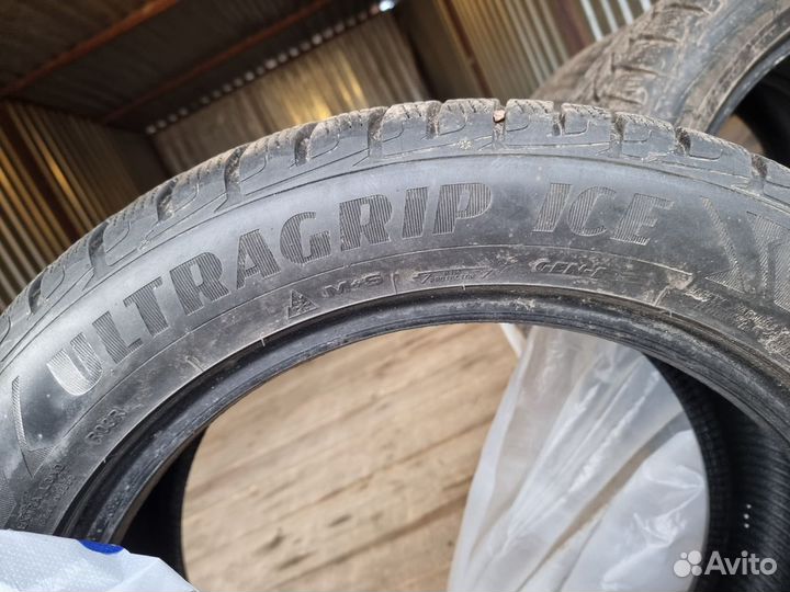 Goodyear UltraGrip Ice 255/50 R19 107T