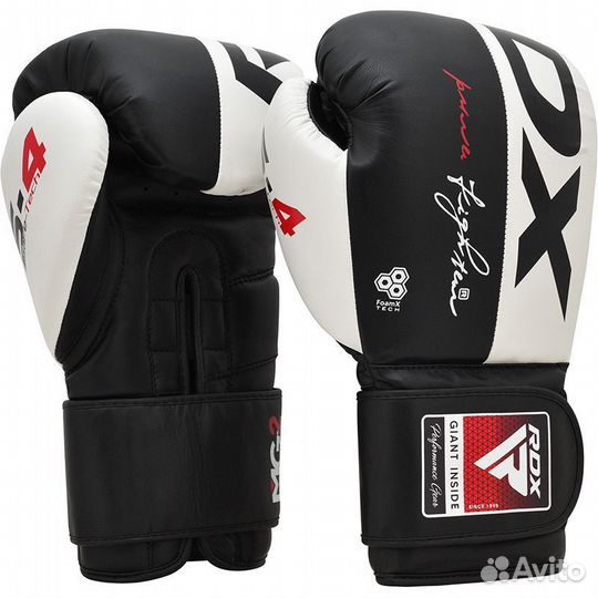 Боксерские перчатки RDX S4