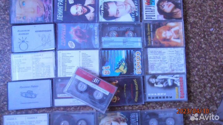 Магнитофонные кассеты от 90-х годов