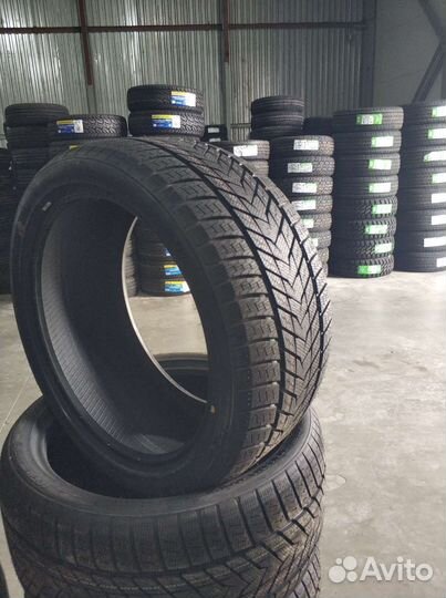 Grenlander IceHawke II 275/45 R21 100H