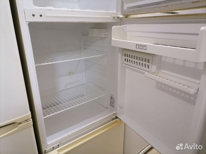 Холодильник Stinol 104L кшт315/80