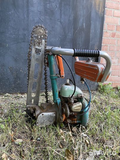 Пила цепная бензиновая