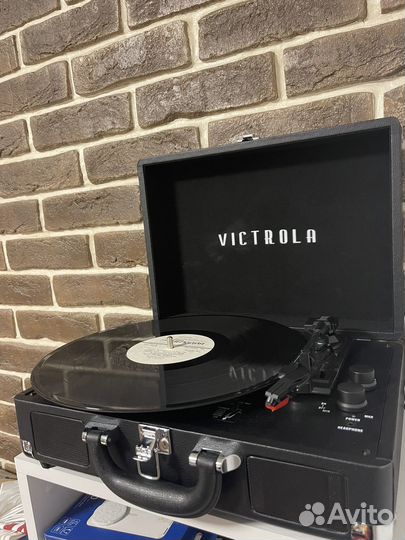 Victrola виниловый проигрыватель