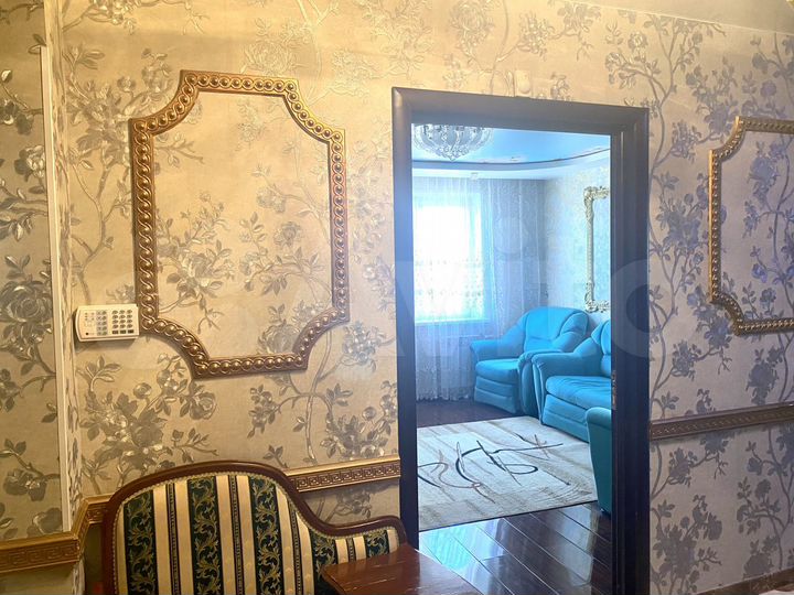 2-к. квартира, 54 м², 4/10 эт.