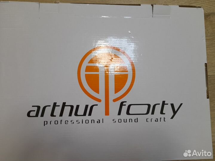 Микрофонная радиосистема Arthur Forty (AF-200В)