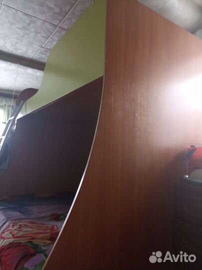 Двухярусная кровать бу