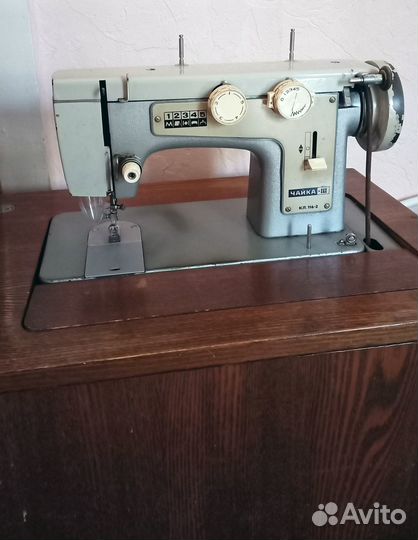 Швейная машина Чайка 3