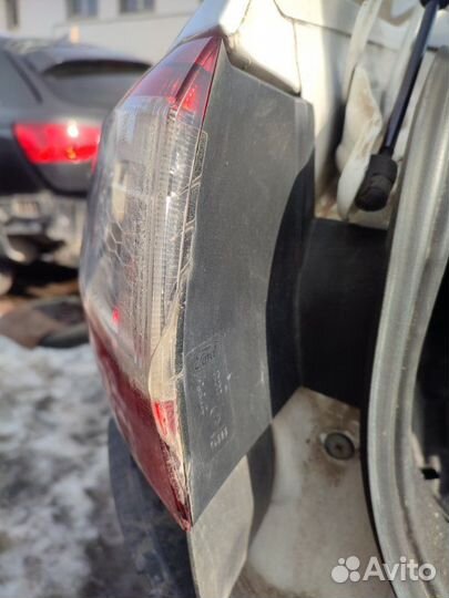 Фонарь задний левый Ford Mondeo 4 2.0 aobc 2012