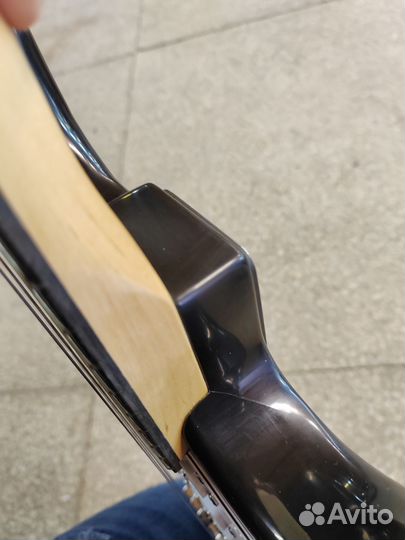 Электрогитара