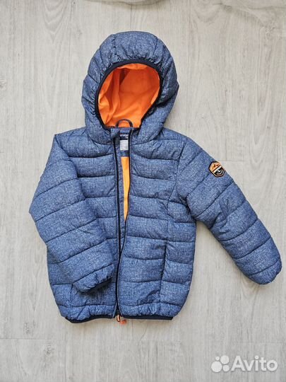 Легкая куртка futurino 110р