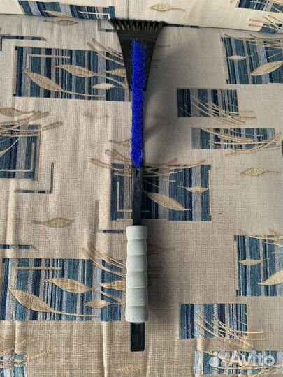 Снегоуборочная щетка