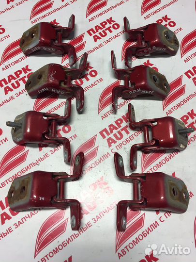 Петли для Мазда 6 2006