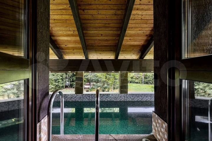 Дом 650 м² на участке 30 сот.