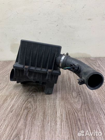 Корпус воздушного фильтра Opel Corsa D Z14XEP