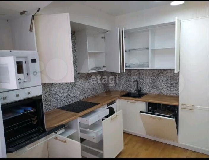 2-к. квартира, 77,8 м², 6/10 эт.