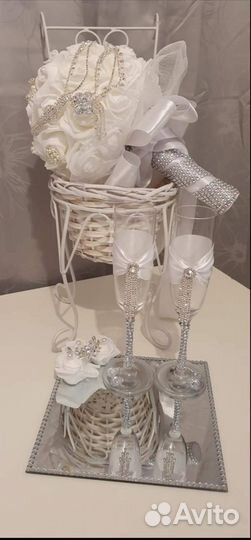 Свадебные аксессуары. Свадебный набор. Букет