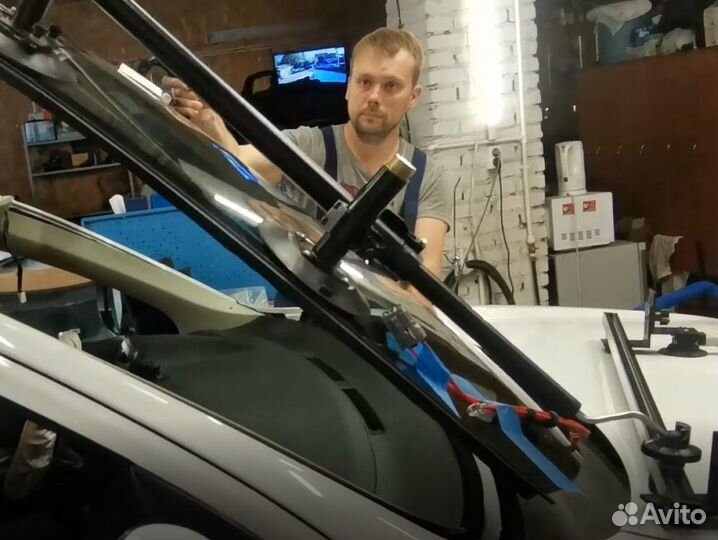 Система установки лобового стекла одним мастером