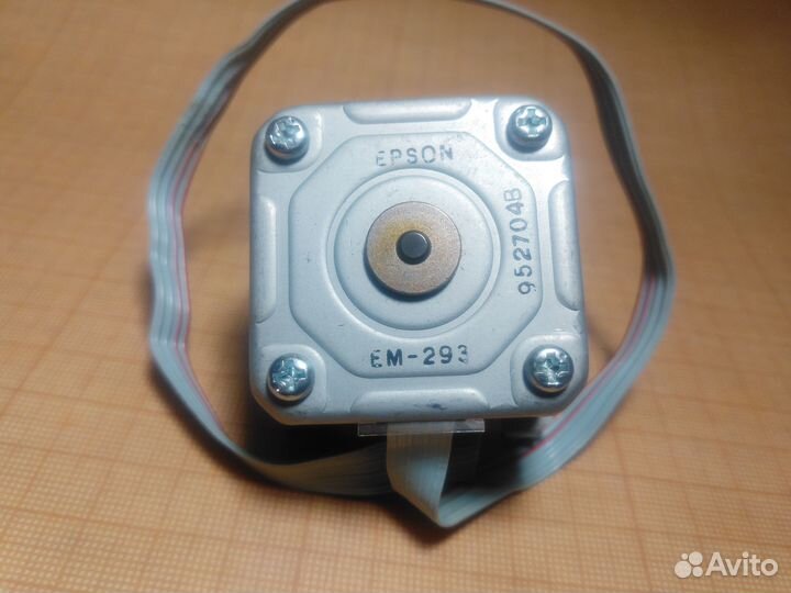 Шаговый двигатель Epson
