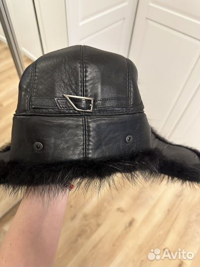 Шапка меховая мужская. Чернобурка+кожа. р56