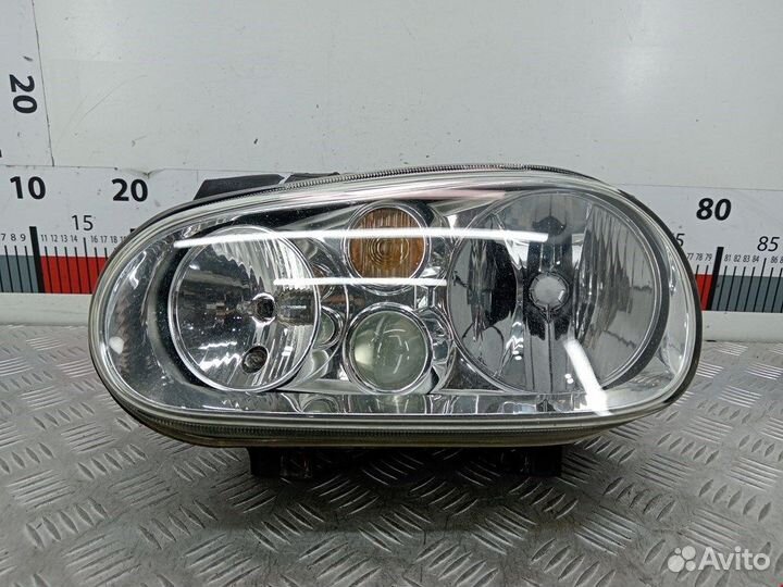 Фара передняя для Volkswagen Golf 4 1J1941017K