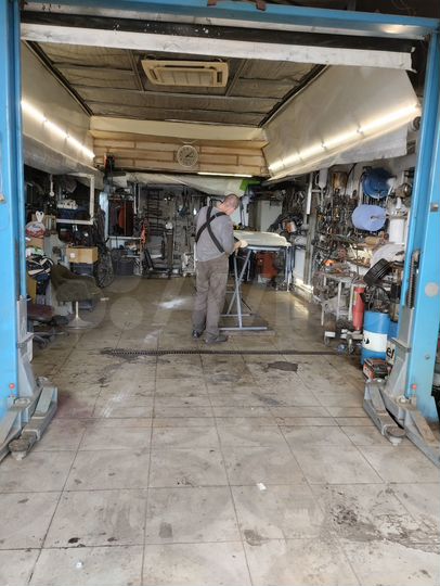 Гараж, > 30 м²