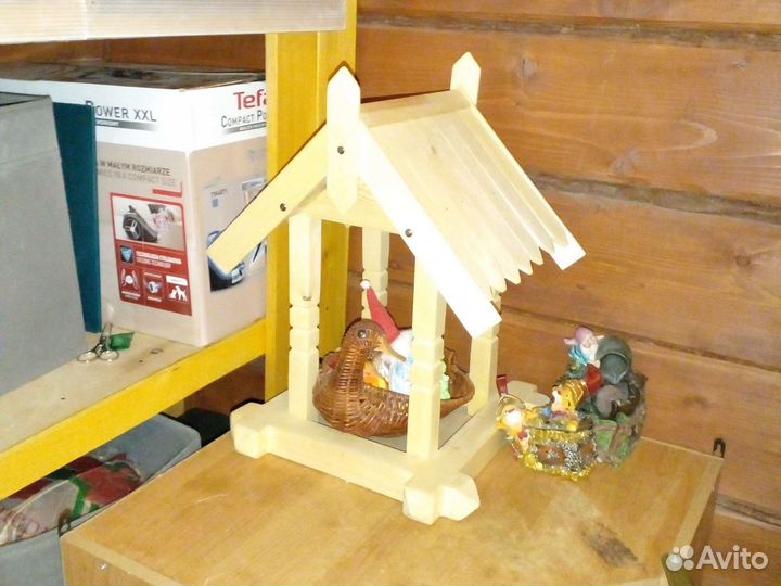 Кормушка для птиц из дерева