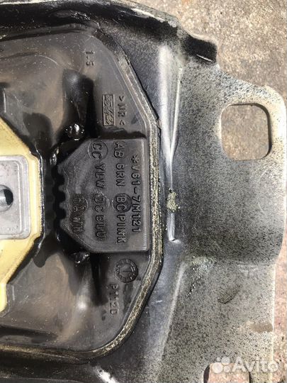 Опора АКПП Ford Kuga2