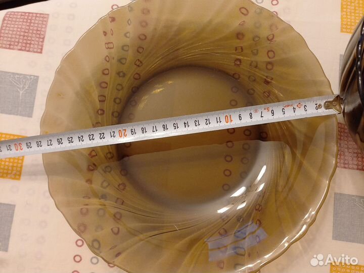 Блюдо и салатники