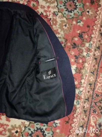 Костюм строгий тройка