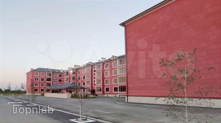 3-к. квартира, 82 м², 1/4 эт.