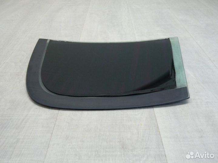 Стекло двери заднее левое Renault Megane 2 1.6