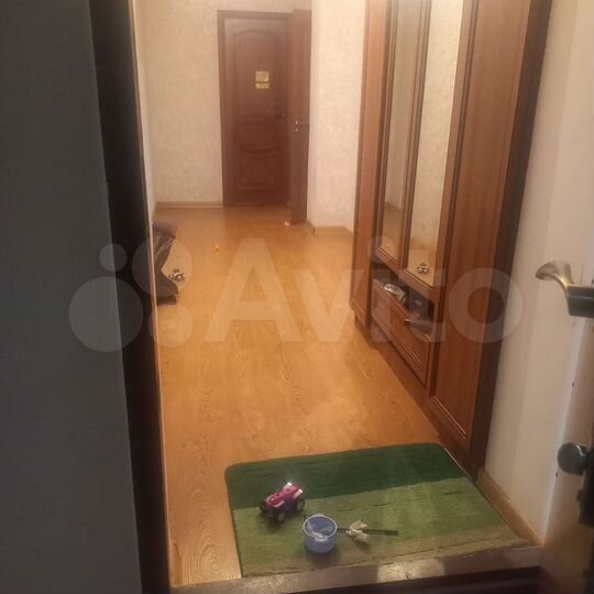 2-к. квартира, 80 м², 3/13 эт.