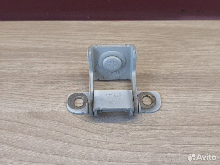 Петля двери багажника LADA X-Ray Cross