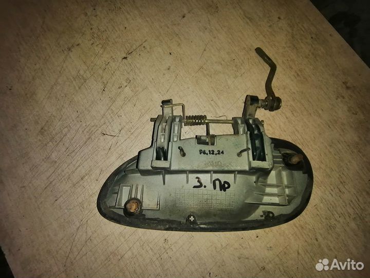 Ручка двери внешняя зад право киа Кларус