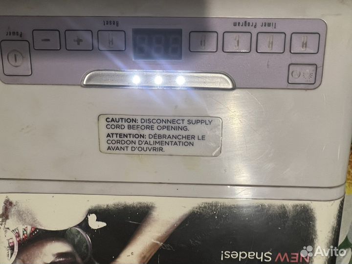 Лампа для маникюра UV lamp CND